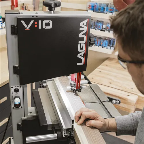 LAGUNA V10 Pásová stolní pila 230V