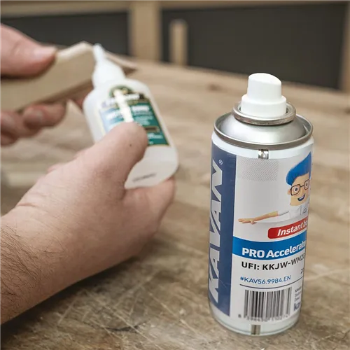 Aktivátor PRO CA, 200 ml, spray