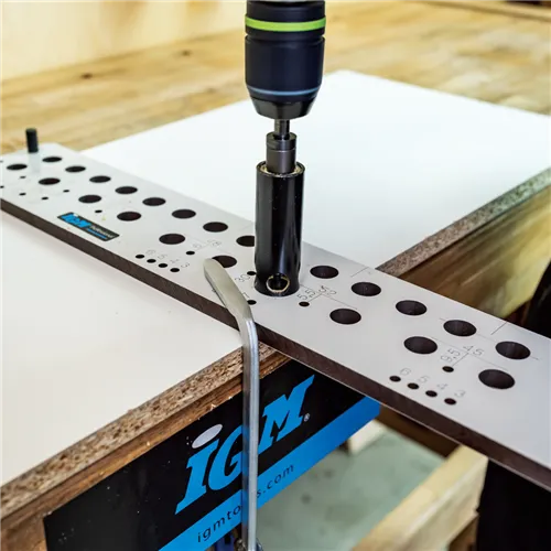 IGM FKP900 Vrtací šablona sada 900mm + ZDARMA 100ks kolíků 8x35