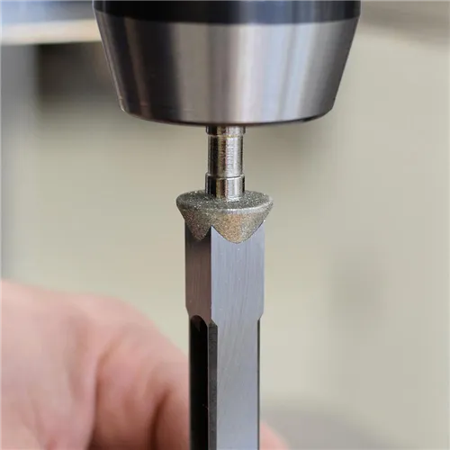 IGM Diamantový kuželový brousek pro ostrohranné dlabací vrtáky do 13 mm